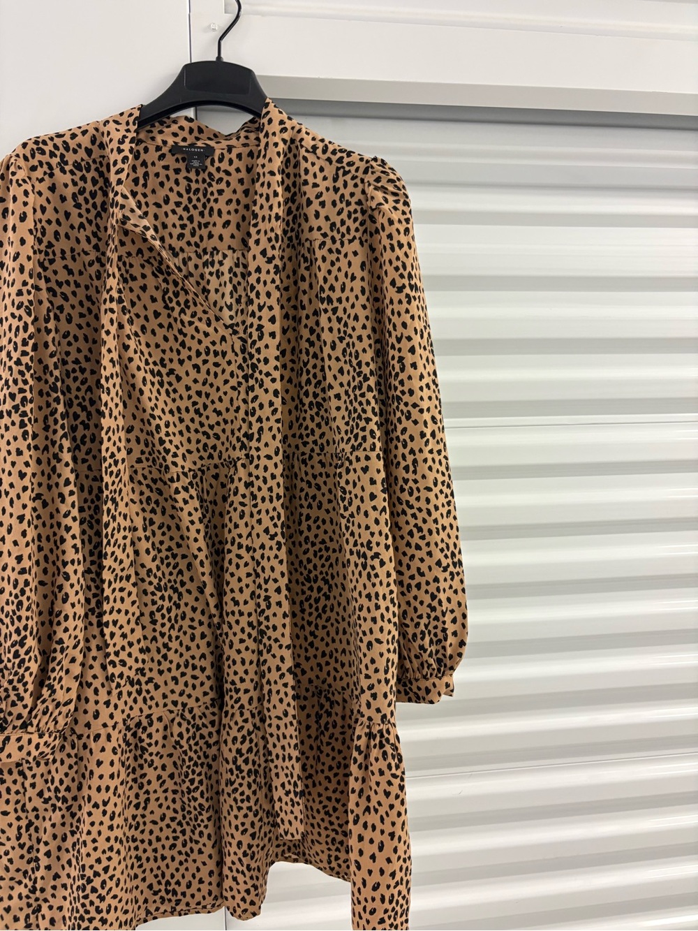 Halogen Leopard Tie-Neck Dress. Size XL. Like New.
